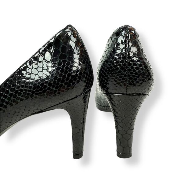 STUART WEITZMAN shiny black snakeskin leather platform heels - Picture 5 of 16